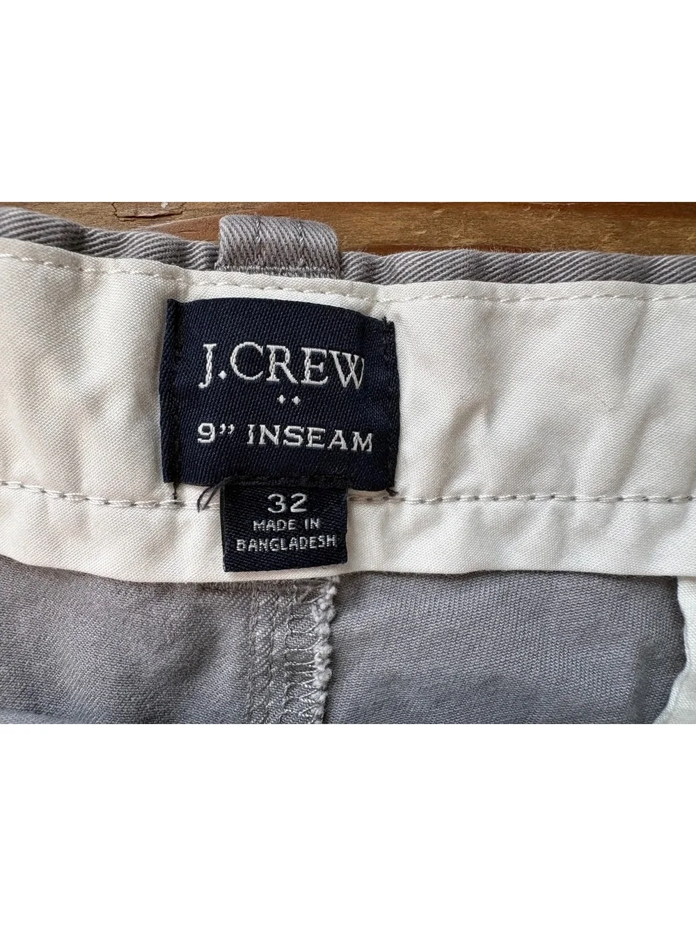 J.Crew 9” Stretch Chino Shorts Men’s 32 Gray Classic Fit Cotton